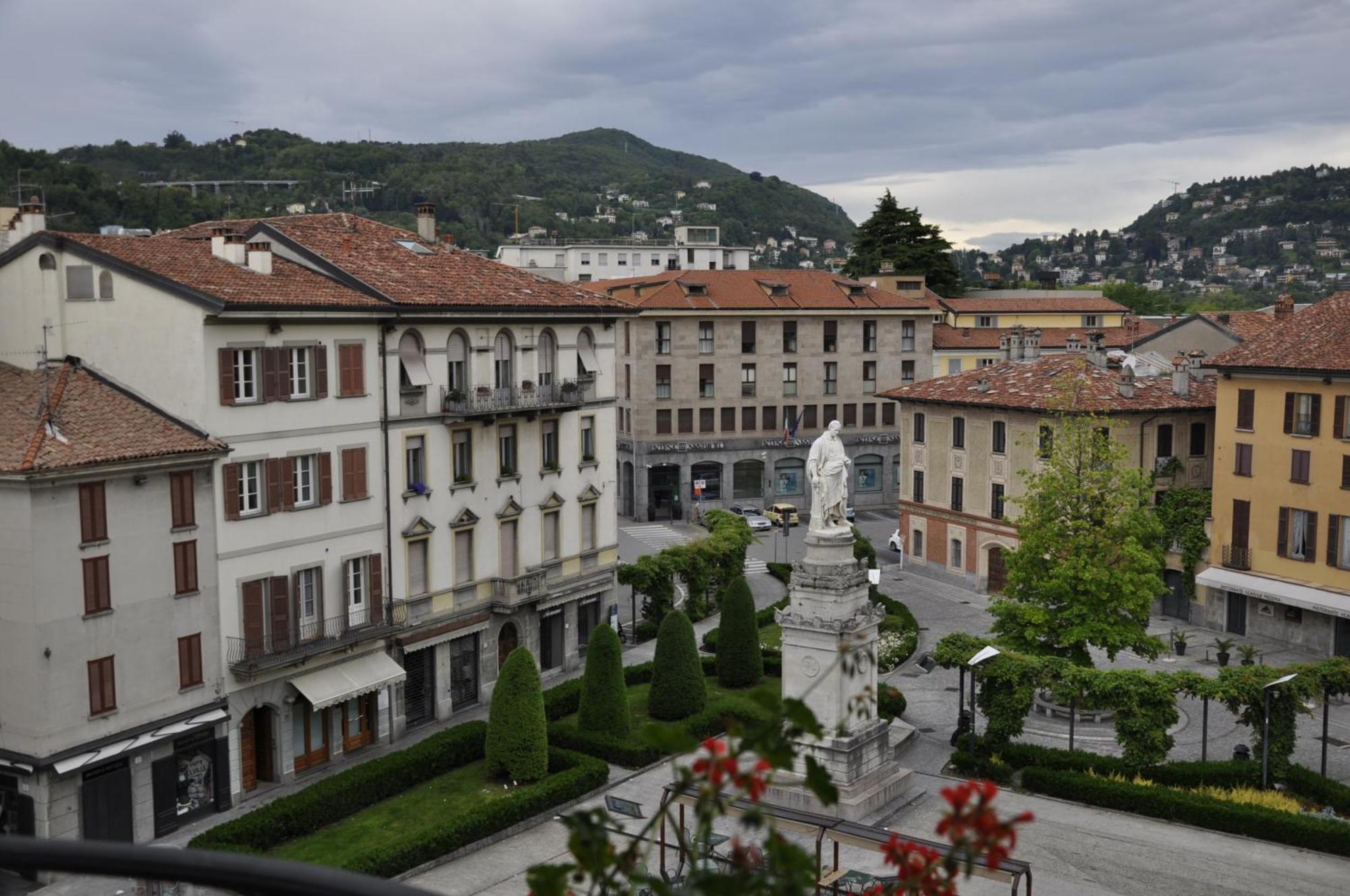 Albergo Firenze Como Exterior foto